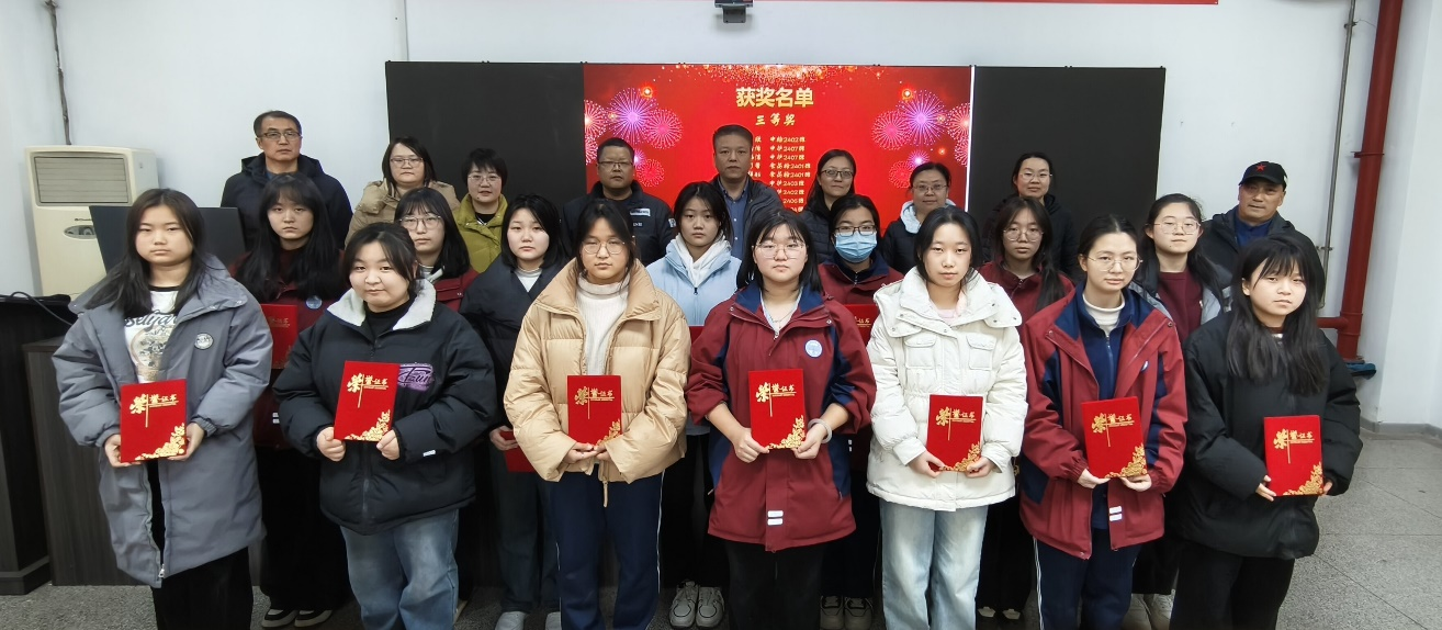 西安市卫生学校举办解剖学绘图比赛——解剖之美：画皮画骨亦画心(图4)